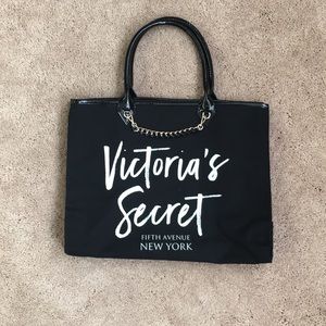 Victoria’s Secret Shopper Tote